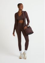 top_feminino_skin_soft_rib_castanho_003_TF090721_2728.jpg
