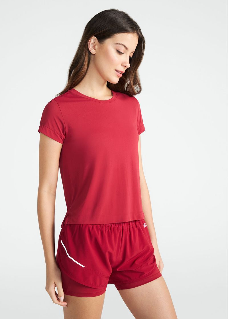 camiseta_feminina_run_carmim_001_TF041167_2731.jpg