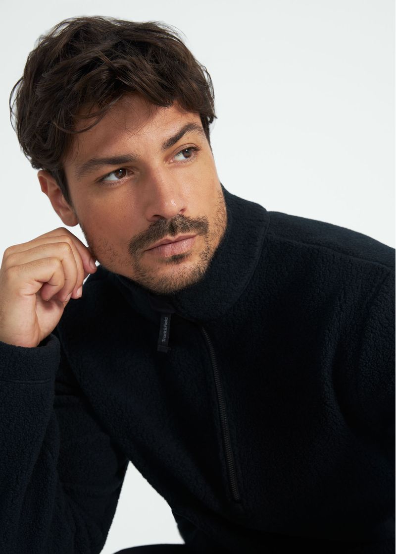 casaco_masculino_bolso_sherpa_preto_004_TF170323_0003.jpg