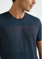 camiseta_masculina_manga_curta_thermodry_linhas_azul_noturno_004_TF011051_0004.jpg