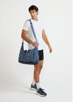 mala_duffel_matelasse_marine_001_TFA220015_2722.jpg