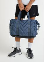 mala_duffel_matelasse_marine_002_TFA220015_2722.jpg