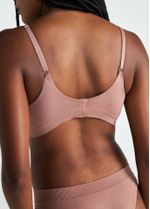 sutia_comfort_mineral_claro_005_TFA500027_2735.jpg