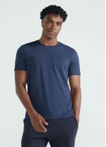camiseta_masculina_manga_curta_pima_mapa_azul_noturno_001_TF960158_0004.jpg