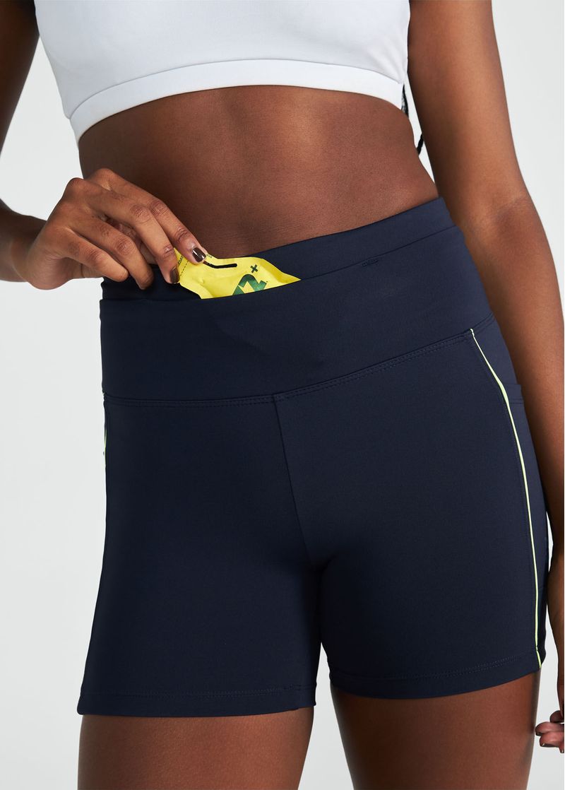 bermuda_feminina_slim_performance_azul_noturno_004_TF080208_0004.jpg
