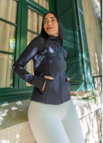 casaco_feminino_fit_capuz_preto_001_TF170359_0003.jpg