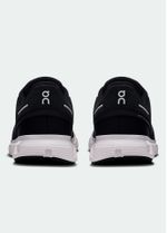 tenis_feminino_on_cloud_6_black_white_005_TFA270235_1399.jpg