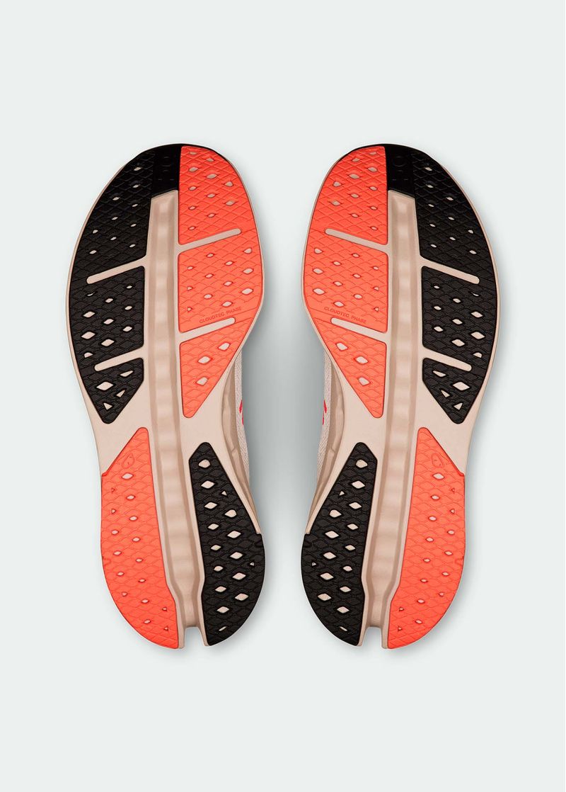 Tenis-Feminino-On-Cloudsurfer-Max_003_TFA270277_2764.jpg