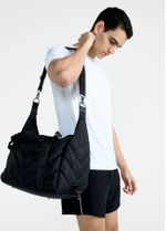 mala-duffel-matelasse_preto_tfa200027_0003_v26_13560