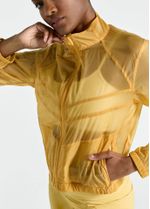 jaqueta-f-cropped_amarelo-suave_tf060094_2822_v26_0694
