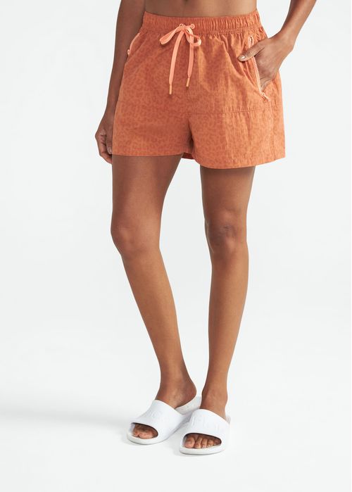 Shorts Feminino Recortes Savana