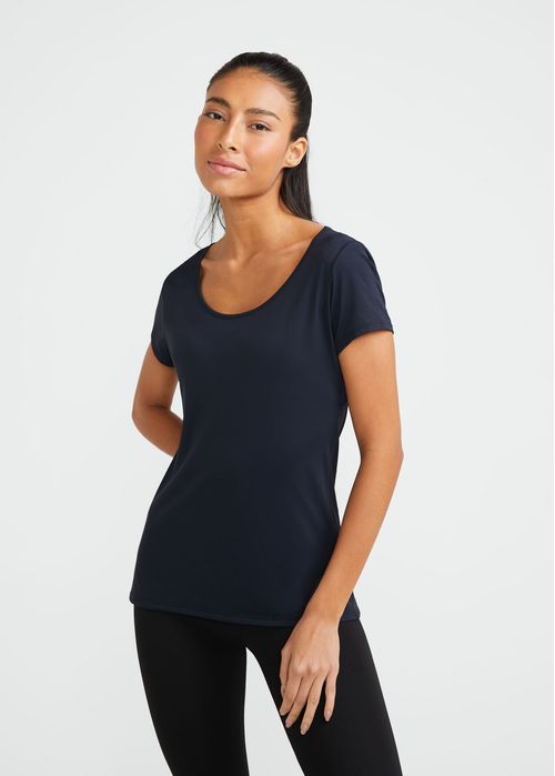 Camiseta Feminina Manga Curta Gota